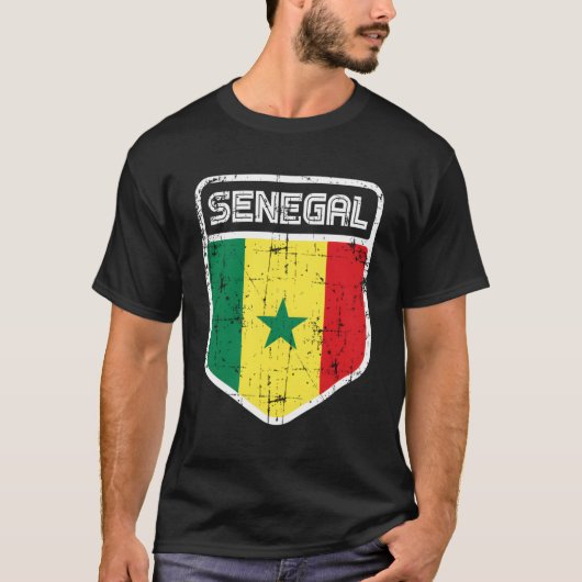 セネガルスタイルセネガル国旗の男を見る Tシャツ (正面)
