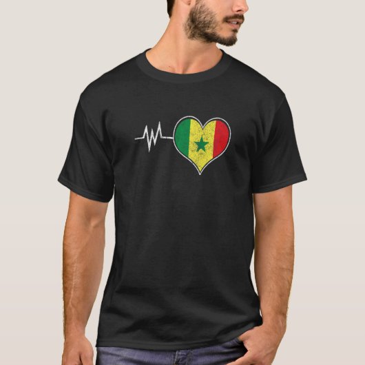 セネガル西アフリカ誇りを持ったハートラブFl Tシャツ (正面)