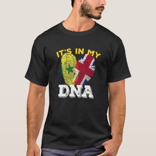 セネガル・セネガルUkイギリス国旗の手の混合Dna Tシャツ (正面)