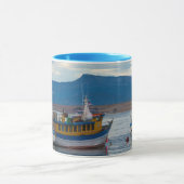 セノウルティマエスペランザ湾のツアーボート マグカップ (中央)