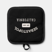 セバストポルカリフォルニアソノマアップルクラシックブラックホテル 鍋敷き (正面)