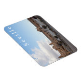 セビリアのスペイン広場。 マグネット (右側)