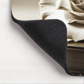 セピアホワイトローズオンヴァイオリン マウスパッド (コーナー)