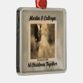 セピア新郎新婦と新郎新婦と一緒に1stクリスマス メタルオーナメント (右)