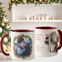 セピア色のクリスマスの窓とヒイラギの写真マグカップ