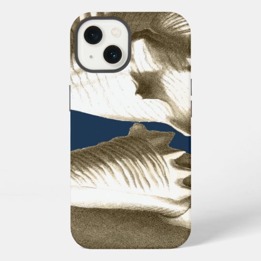 セピア色のコンシュの貝殻 iPhoneケース (裏面)