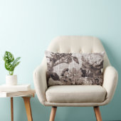 セピア色の調子のブラウン花のToileの生地No.5 ランバークッション (椅子)