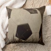 セピア色はサッカーボールにある調子を与えました クッション (ブランケット)