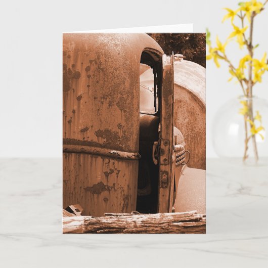 セピ違うアの古いトラックの景色 カード (黄色い花)