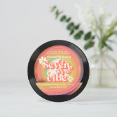 セブは ヴァイブ グルーヴィー レトロ ビニール レインボー デイジー 招待状 (スタンド正面)