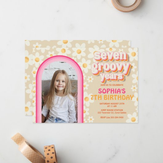 セブングルーヴィレトロデイジーフォト誕生日招待状 ノートカード (正面/裏面インサイチュ)