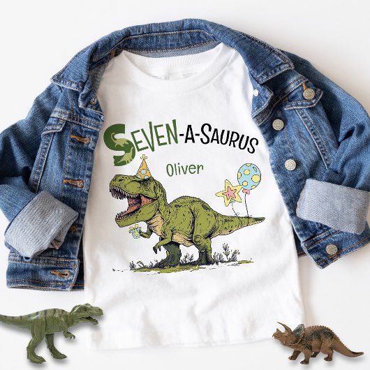 セブン・ア・サウルス 恐竜 名前入り 7歳の誕生日 Tシャツ