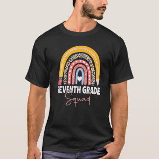 セブン+グレード+スクワッド+チーム+先生+最初の登校日 Tシャツ