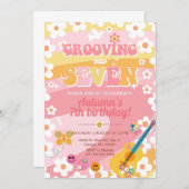 セブンGroovy女の子7歳の誕生日にグルービング。 招待状 (正面/裏面)