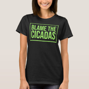 セミおもしろいを責める Tシャツ