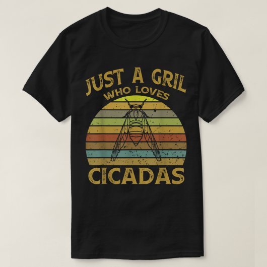 セミ昆虫学者を愛する少女に過ぎない Tシャツ (デザイン正面)