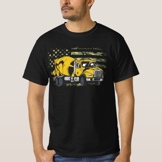 セメントトラック運転用コンクリートミキサーカモフラージエマー Tシャツ (正面)