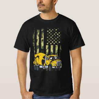 セメントトラック運転用コンクリートミキサーカモフラージエマー Tシャツ