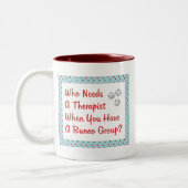 セラピストを必要とするバンコ ツートーンマグカップ (左)