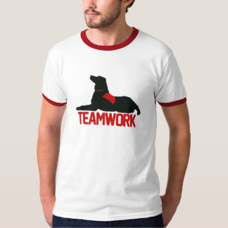(セラピーの)チームワーク赤いメンズ信号器 Tシャツ