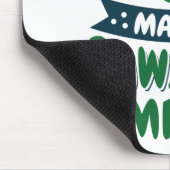 セラピー犬がポーシティブなインパクトのポーププリントを作成 マウスパッド (コーナー)