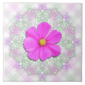 セラミックタイル – レース&ラティス上のダークピンクのコスモス (正面)