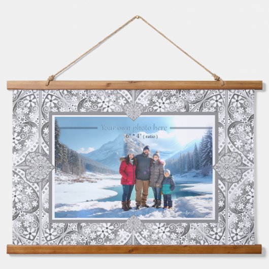 セラミックレースグレー 吊り下げ型タペストリー (正面)