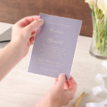 セリーヌ薄紫エレガントな結婚式 ベラム紙招待状<br><div class="desc">クラシックスクリプトとセリフのフォントを備えたシンプルデザインとタイムレスなエレガントを備えた伝統的結婚式招待状。</div>