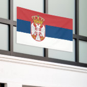セルビアの旗 横断幕 (ビルの外側)