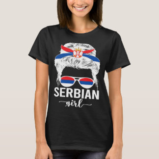 セルビア誇りを持ったガールセルビア国旗セルビア伝統 Tシャツ