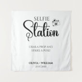 セルフィー結婚ステーションのモダン背景 タペストリー (正面)