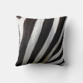 「セレニストライプのティ:ゼブラパターン白黒 クッション (裏面)