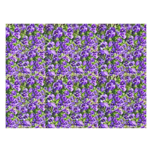セレニティの海：美しい紫のパンジー畑 テーブルクロス (正面(横))