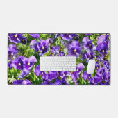 セレニティの海：美しい紫のパンジー畑 デスクマット (キーボード&マウス)