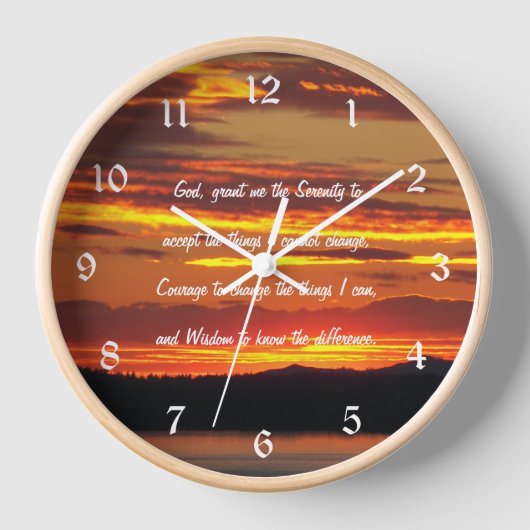 セレニティ祈りの言葉オレンジサンセットランドスケープ 壁時計 (正面)