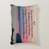 セレニティ祈りの言葉ピンクシースケープサンセットフォト アクセントクッション (正面(垂直))