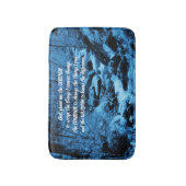 セレニティ祈りの言葉ブルーフローリングブルック感動的  バスマット (正面縦)