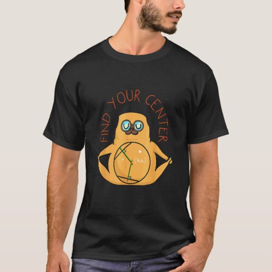 センターを見つけるパグヨガ Tシャツ (正面)