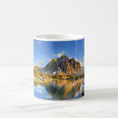 センターピークオーバーローゴールデンベアーレイク – Sierra コーヒーマグカップ (中央)