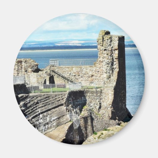 セントアンドリューの城 マグネット (正面)