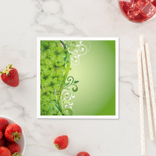 セントエレガント・パトリックの日シャムロックと巻物 スタンダードカクテルナプキン (インサイチュ)