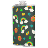 セントパディのパターン フラスク (左)