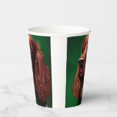 セントパトリックのデイドレスを着たアイルランドの赤いセッター犬 紙コップ (右)