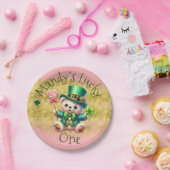 セントパトリックのデイベア誕生日ラッキーワンピンク ペーパープレート (パーティー)