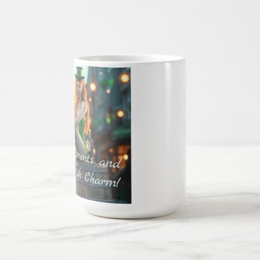 セントパトリックのデイ美しいが樽の上に座る コーヒーマグカップ (中央)