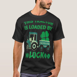 セントパトリックのトラクターシャムロックトラクタートラックの負荷 Tシャツ