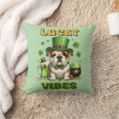 セントパトリックのラッキービーブブルドッグ クッション (ブランケット)