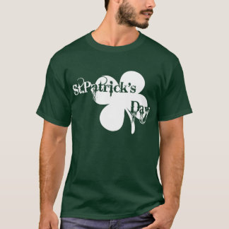 セントパトリックの日のシャムロック Tシャツ