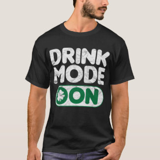 セントパトリックの日の飲み物モード Tシャツ