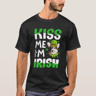 セントパトリックの日アイリッシュコルギ – キス私はアイルランド人だ Tシャツ